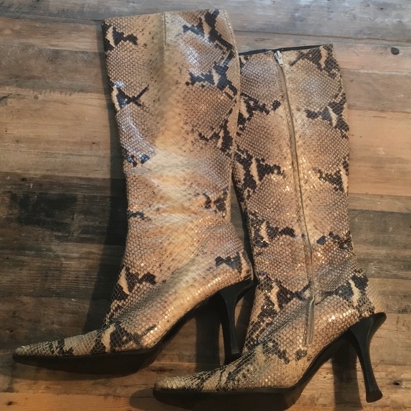 Stunning Python knee high boots - Picture 1 of 3